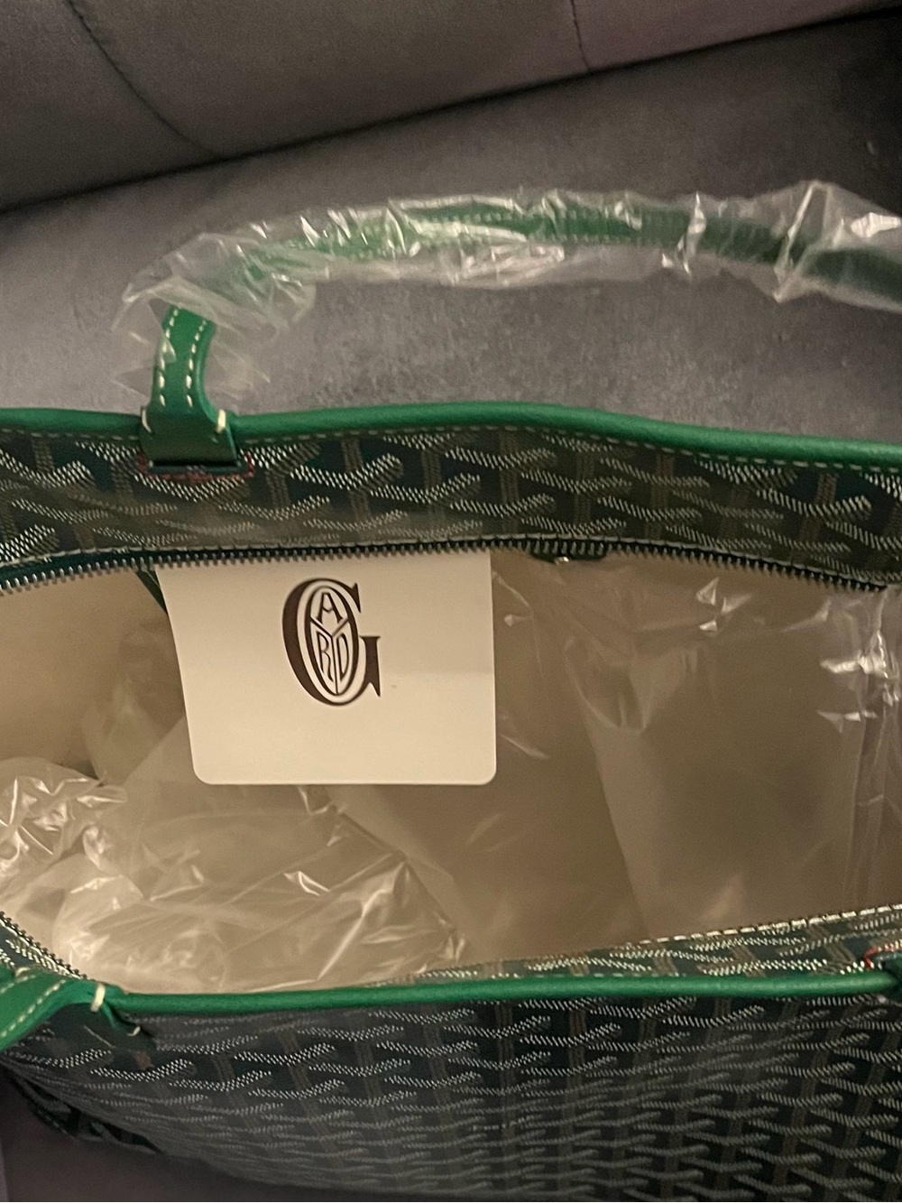 Goyard Green Saint Louis PM Large Tote with Signature Chevron - Picture 6 of 13